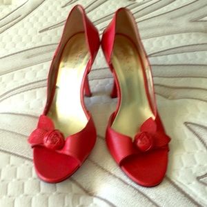 Andrea red heels 👠